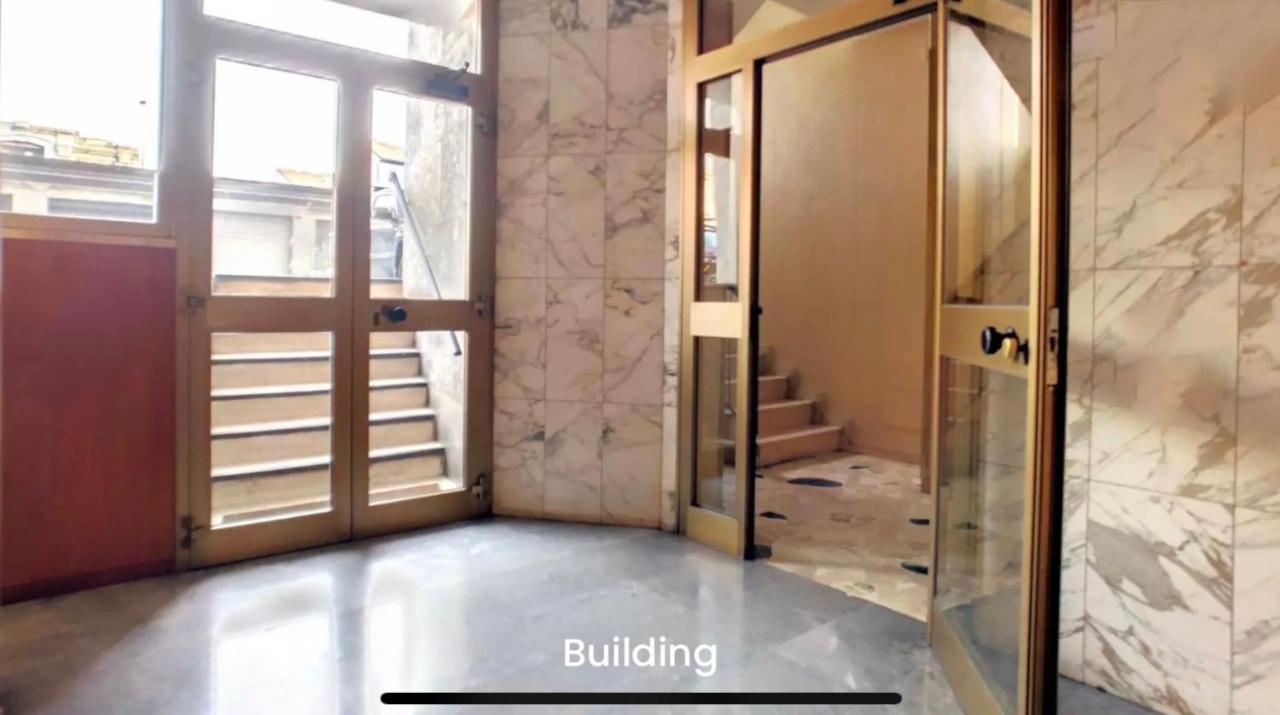 Metro Famagosta - Luminoso Appartamento Con Balcone Free Wifi & Parking Milan Extérieur photo